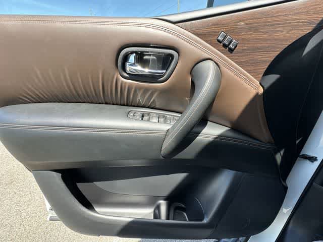 Used 2020 Nissan Armada Platinum w/ Platinum Reserve Package AWD/4WD image 16