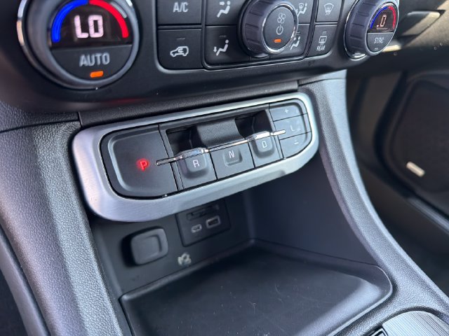Certified 2023 GMC Acadia SLT w/ Elevation Edition AWD/4WD image 21