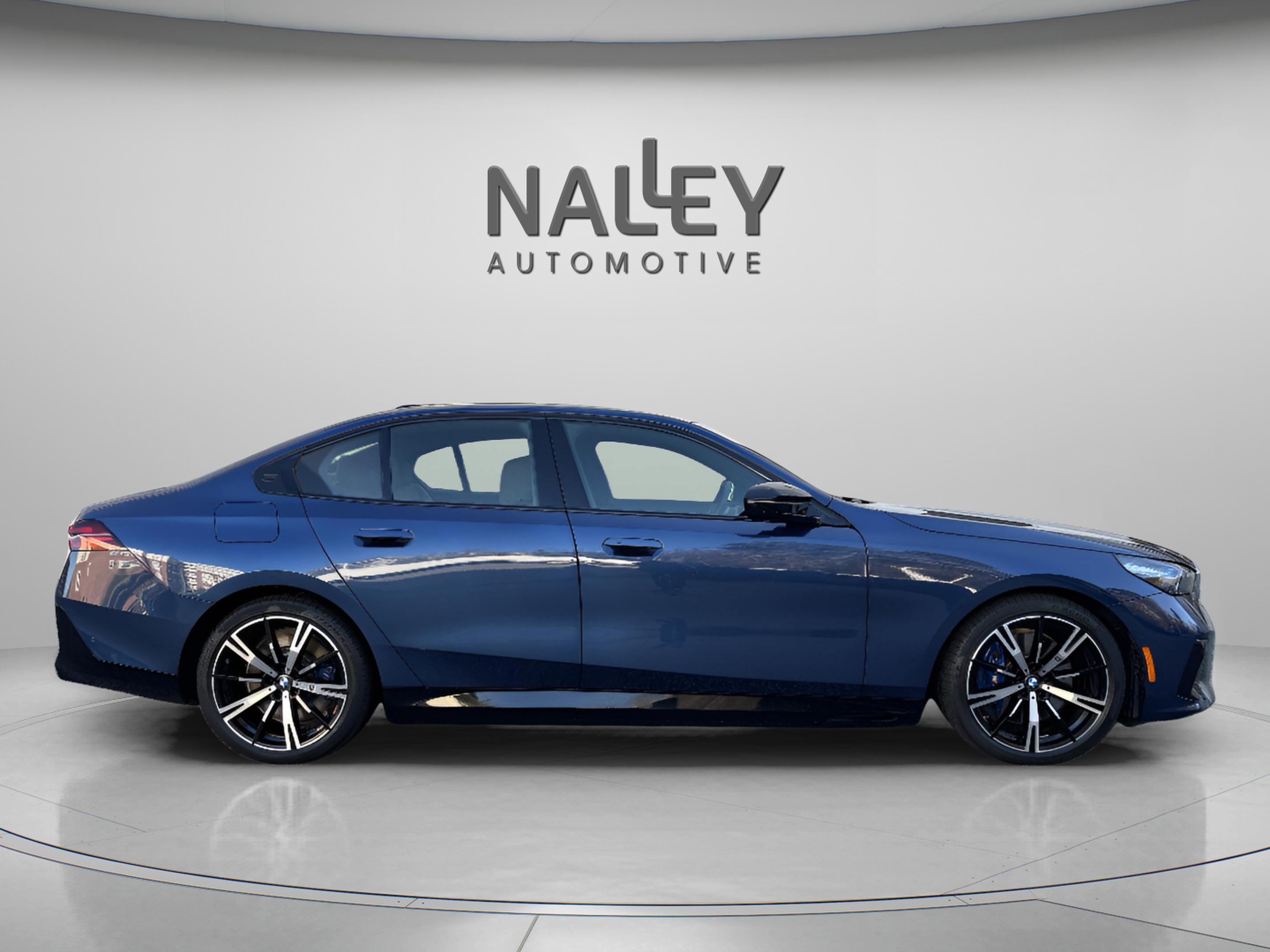 Used 2025 BMW i5 M60 image 5