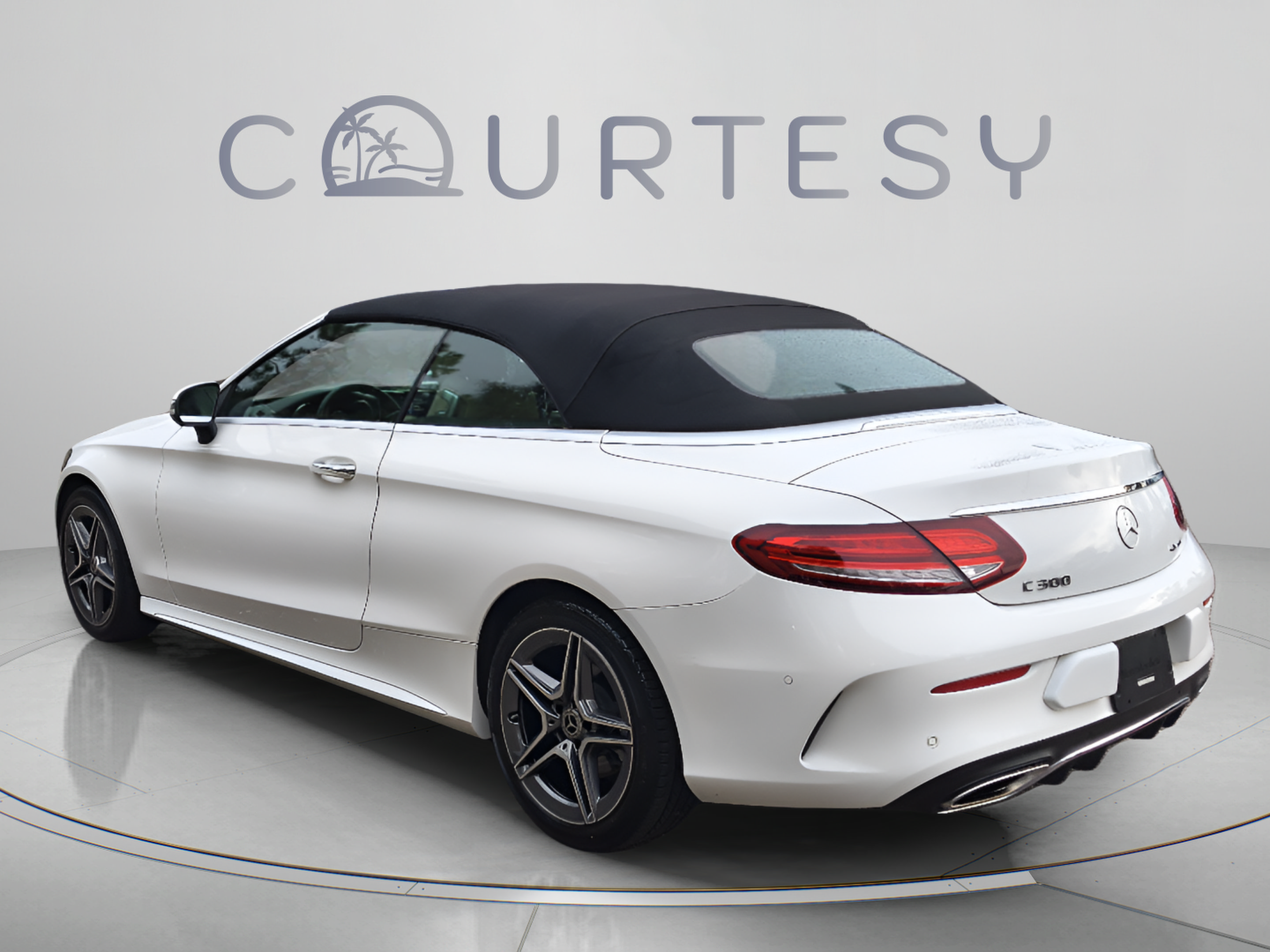 Used 2020 Mercedes-Benz C 300 4MATIC Cabriolet image 4