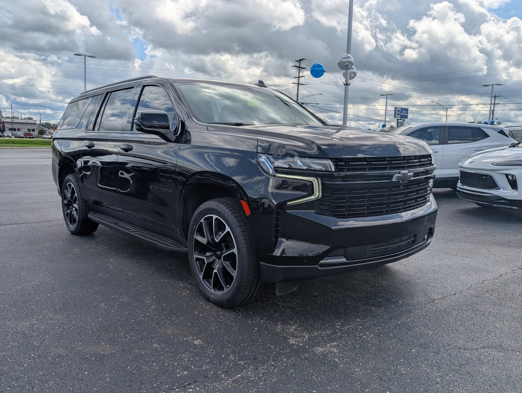 Used 2023 Chevrolet Suburban RST w/ Luxury Package