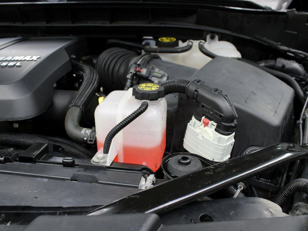 Used 2023 GMC Yukon SLT w/ Max Trailering Package image 25