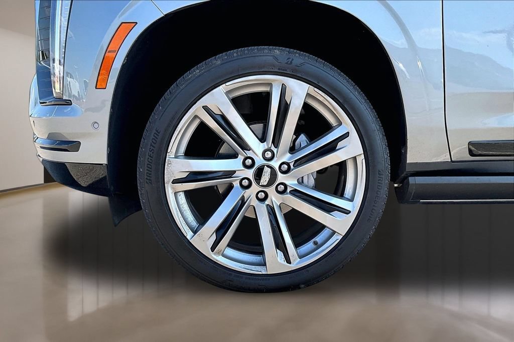 Used 2026 Cadillac Escalade Sport w/ Touring Package AWD/4WD image 8
