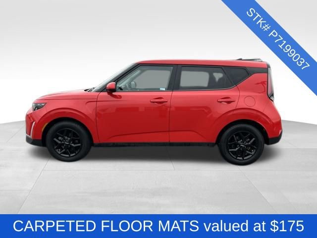 Used 2023 Kia Soul LX w/ Option Group 015 image 4