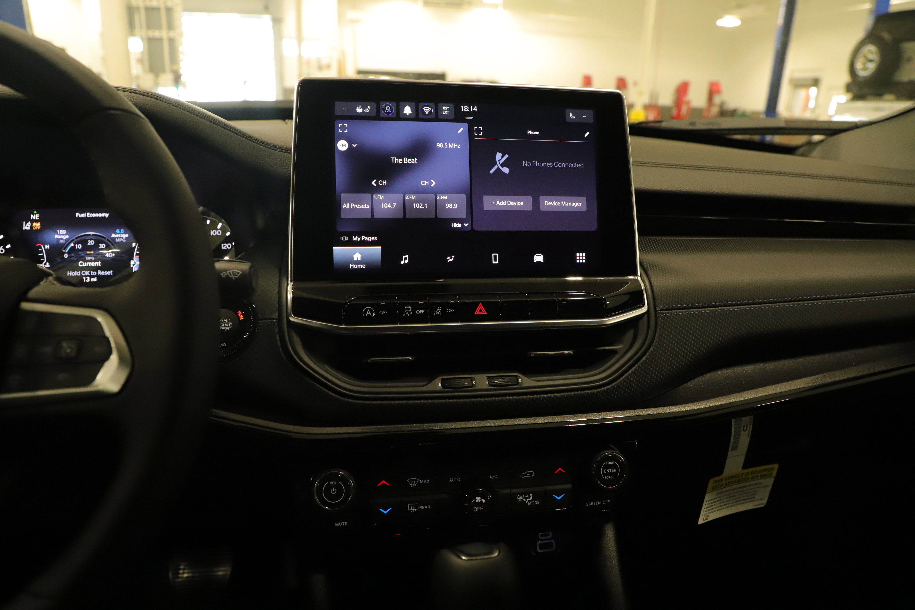 New 2026 Jeep Compass Latitude image 10