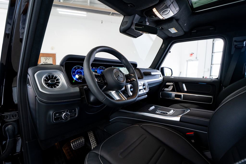 Used 2025 Mercedes-Benz G 580 w/ EQ Technology image 27