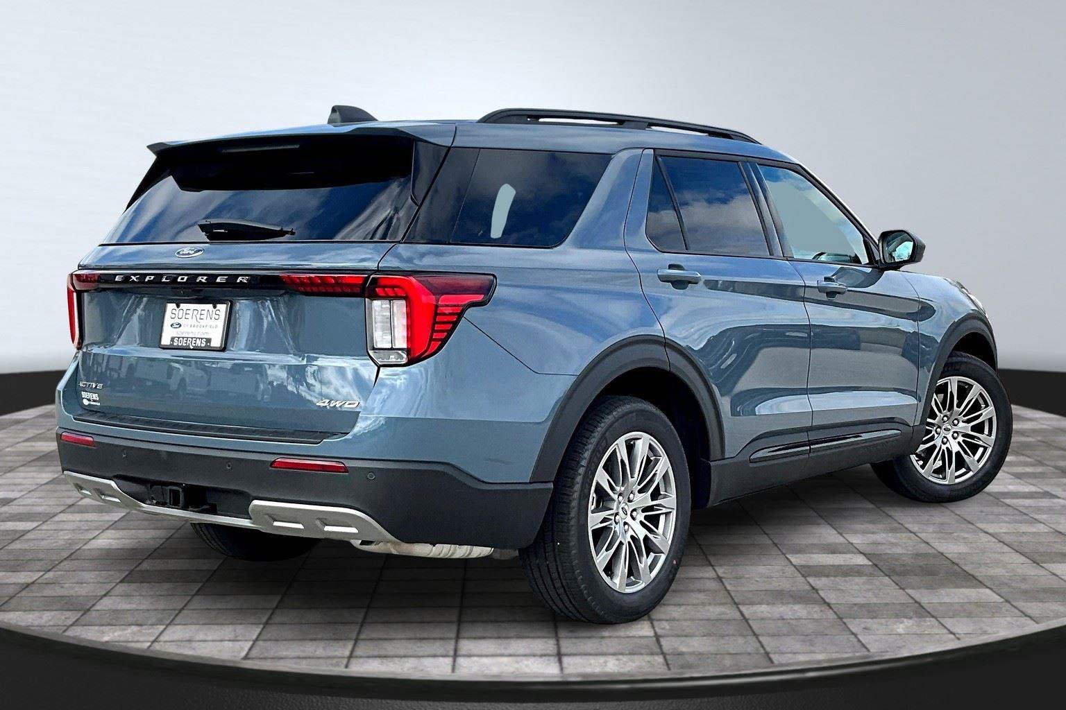 New 2026 Ford Explorer Active image 5