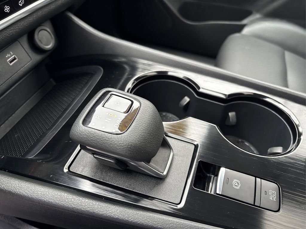 Used 2023 Nissan Rogue SV w/ SV Premium B Package image 35