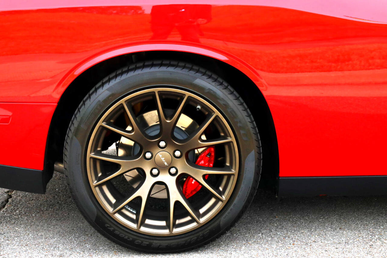 Used 2017 Dodge Challenger SRT Hellcat image 23