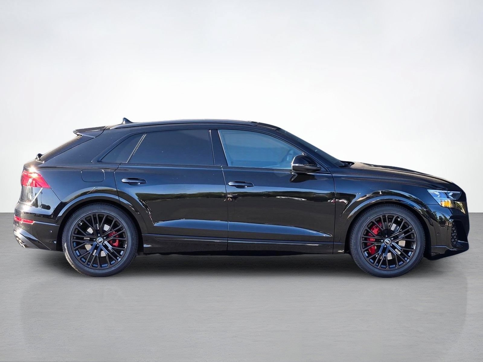 New 2026 Audi SQ8 Prestige AWD/4WD image 8