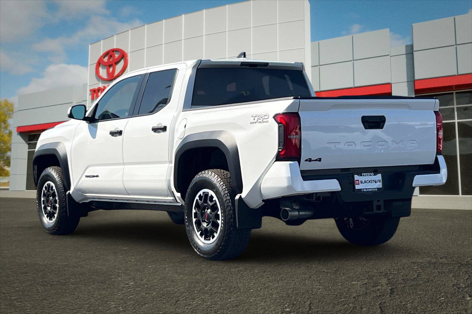 Certified 2026 Toyota Tacoma TRD Off-Road AWD/4WD image 5