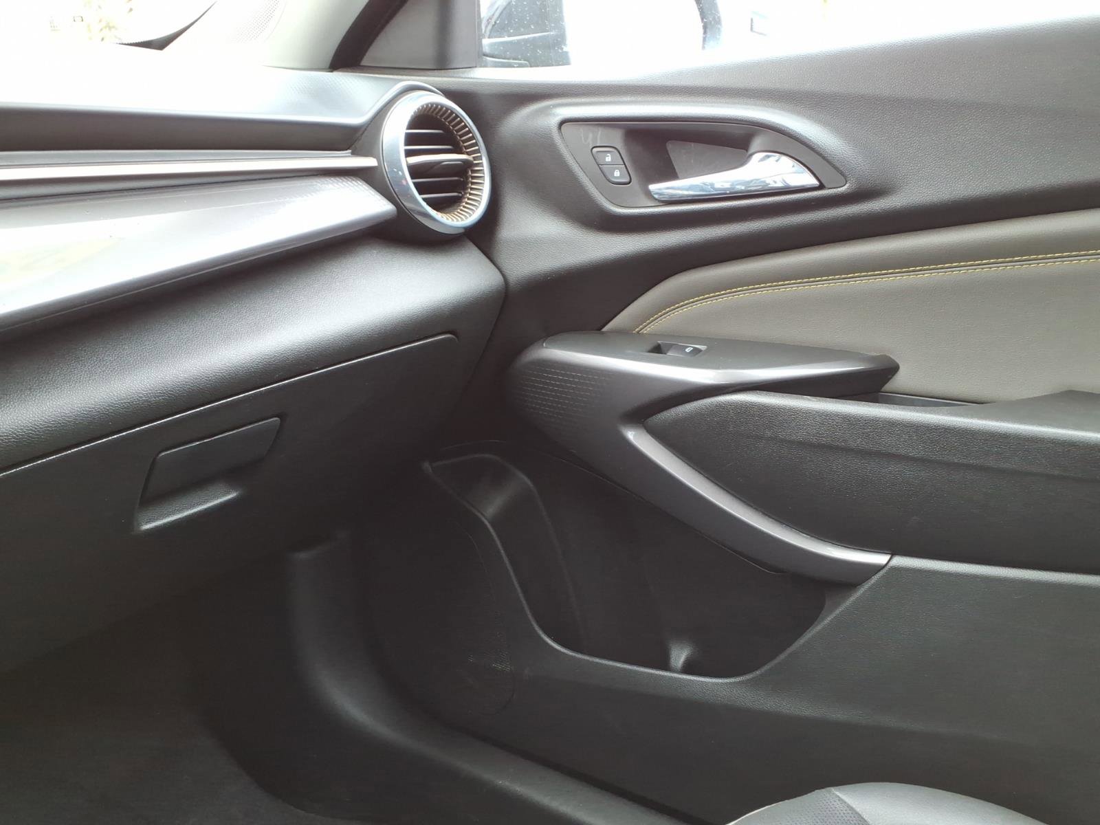 Certified 2024 Chevrolet Trax ACTIV w/ Driver Confidence Package image 27