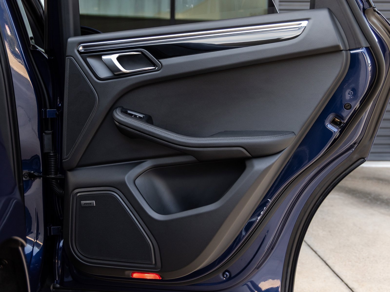 New 2026 Porsche Macan image 41