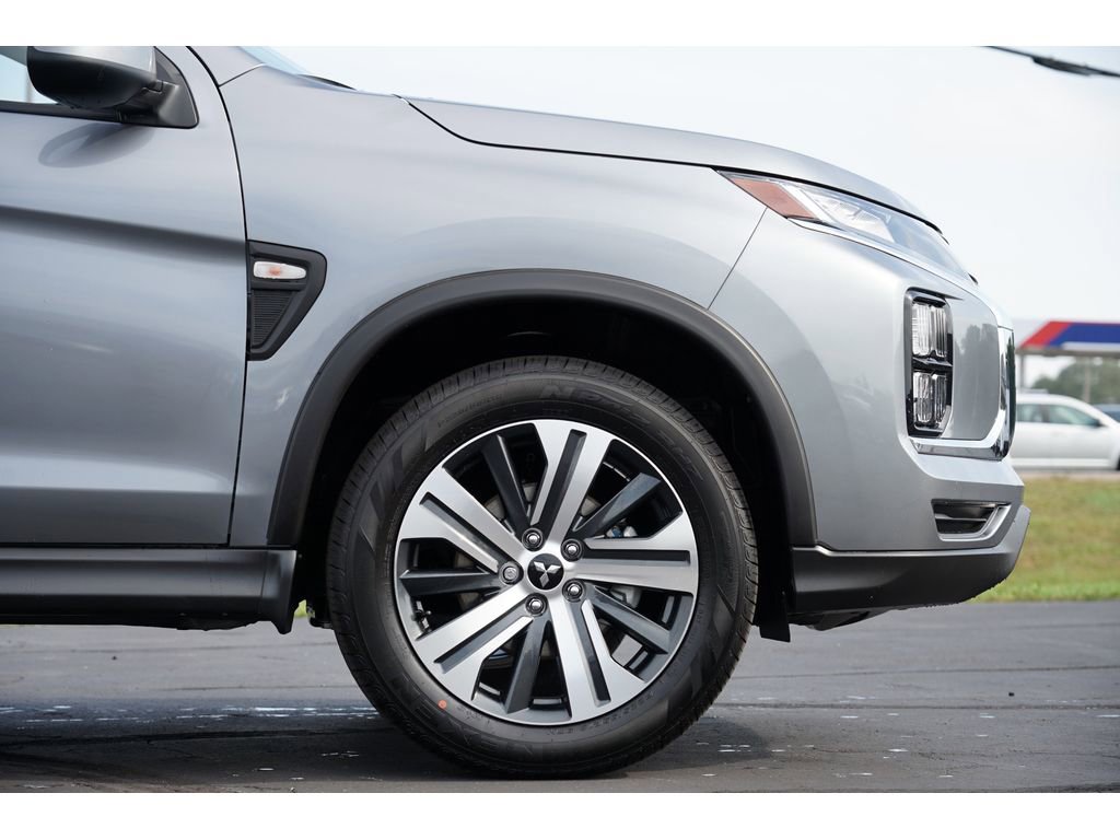 Used 2025 Mitsubishi Outlander Sport ES image 11