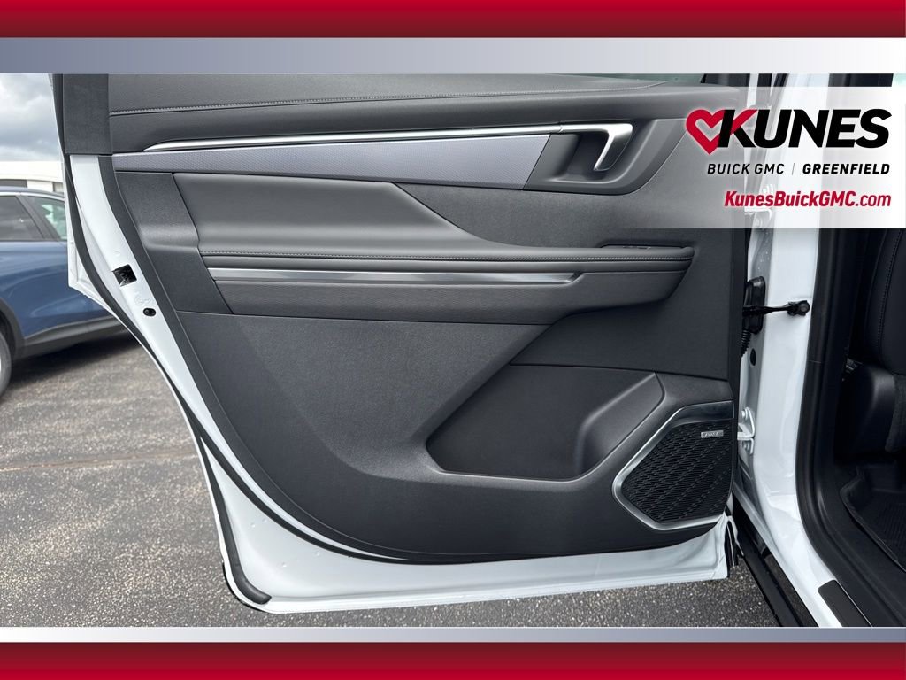 New 2026 Buick Enclave Sport Touring w/ LPO, Floor Liner Package image 42