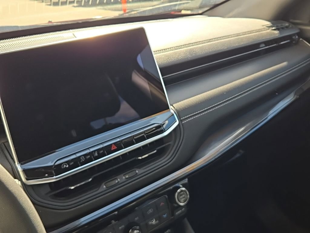 Used 2023 Jeep Compass Altitude w/ Convenience Group image 25