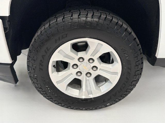 Used 2017 Chevrolet Silverado 1500 LT w/ All Star Edition AWD/4WD image 21
