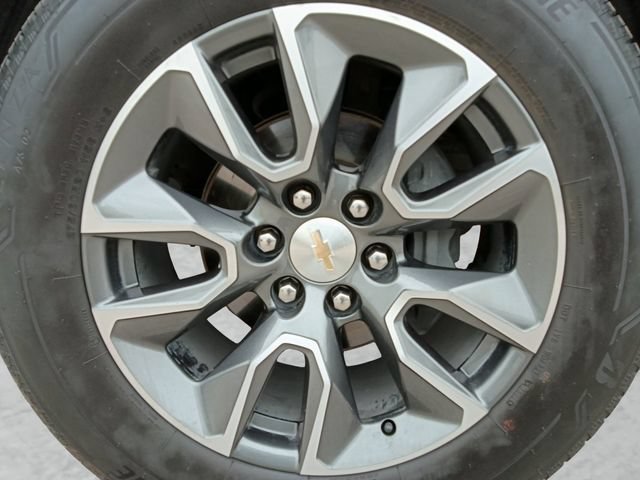 Used 2020 GMC Sierra 1500 SLT RWD image 23