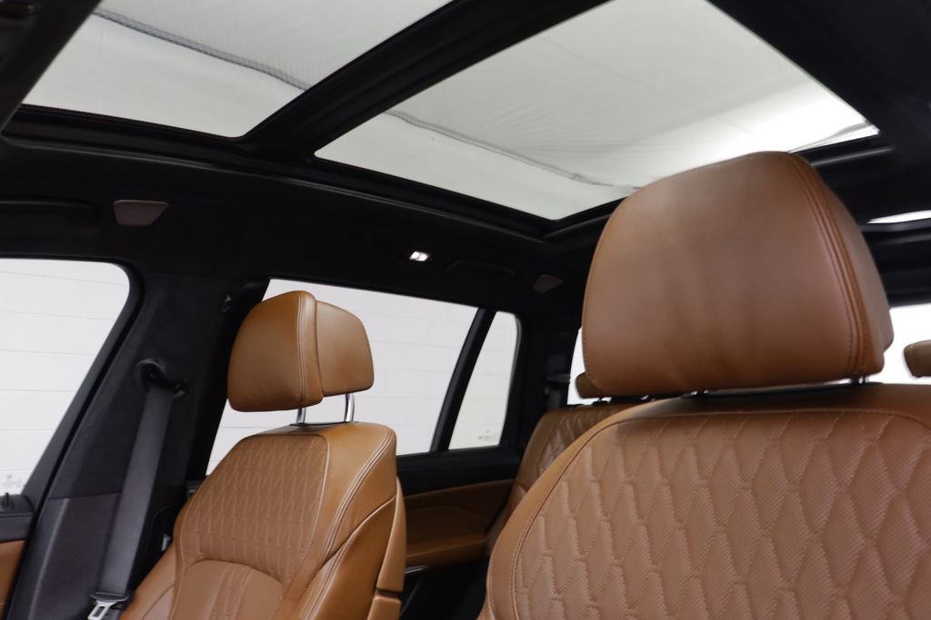 Certified 2024 BMW X7 M60i w/ Executive Package AWD/4WD image 13