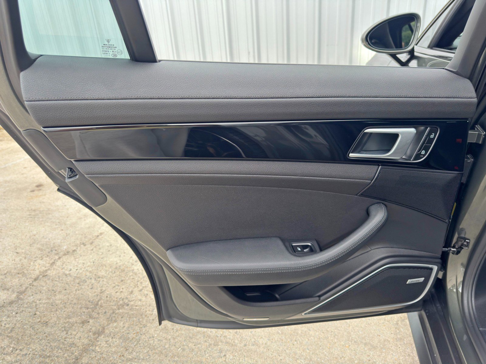 Used 2022 Porsche Panamera 4 AWD/4WD image 47