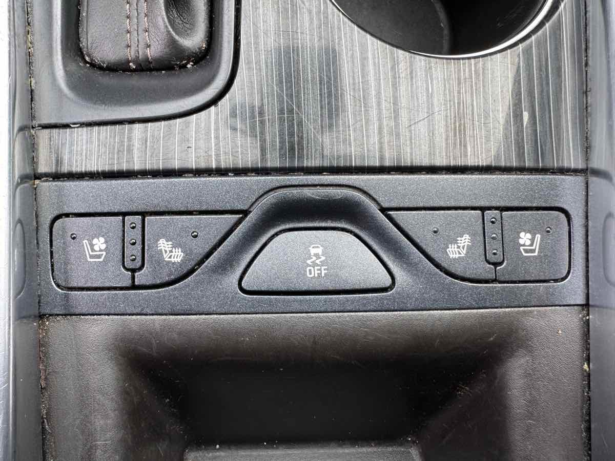 Used 2017 Chevrolet Impala Premier w/ Enhanced Convenience Package image 20