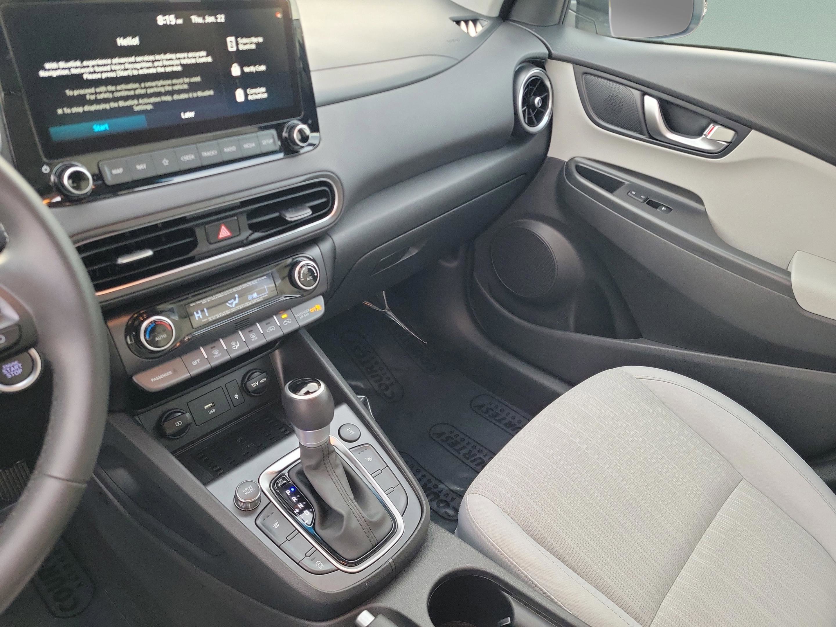 Certified 2023 Hyundai Kona SEL w/ Convenience Package image 33