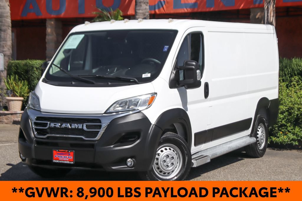 Used 2025 RAM ProMaster 2500 w/ U-Haul Equipment Group FWD image 4