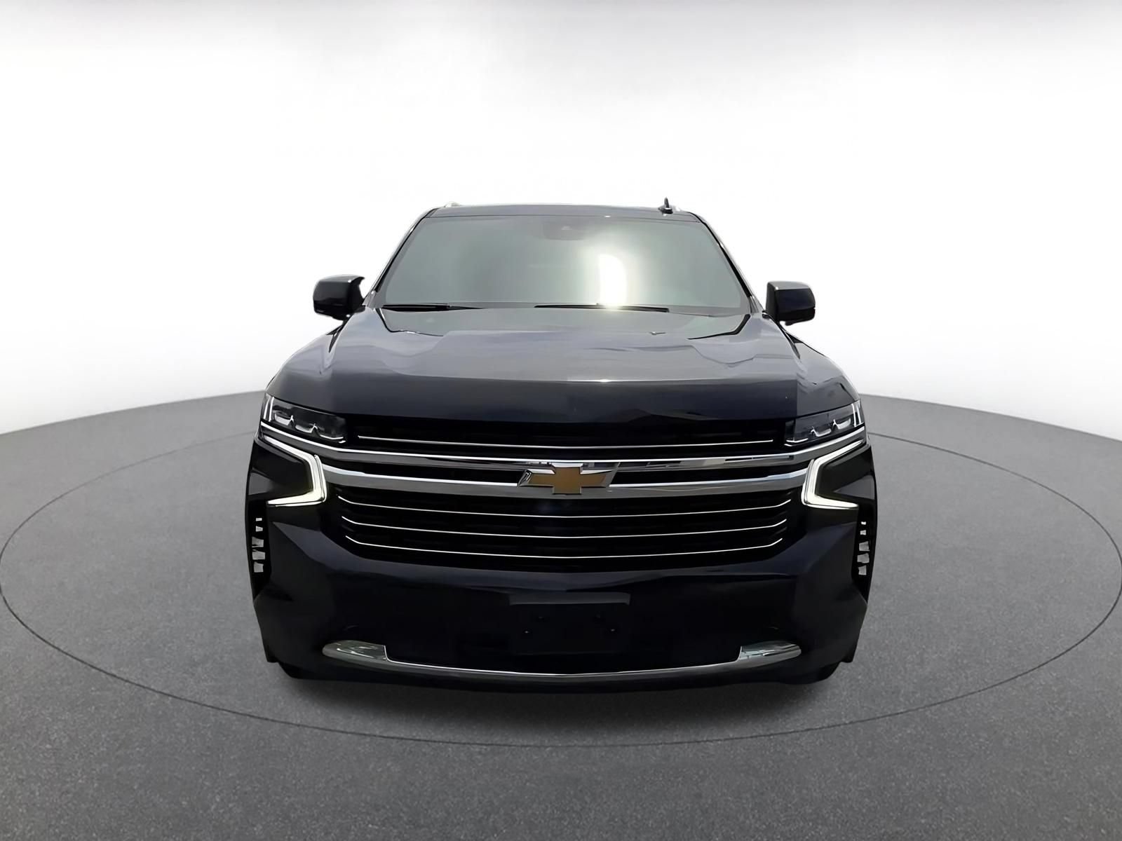 Used 2023 Chevrolet Tahoe LT w/ Luxury Package AWD/4WD image 4