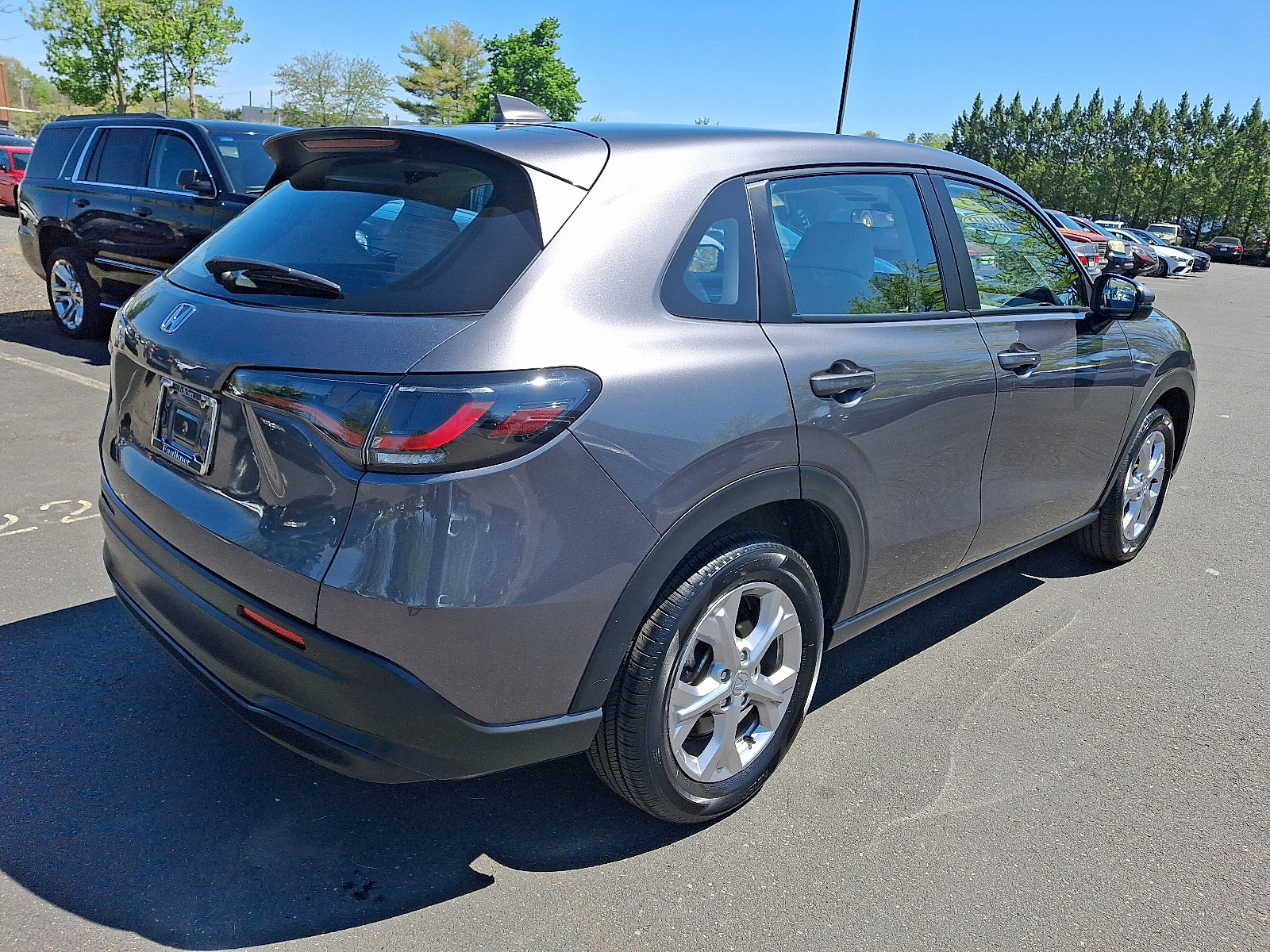 Used 2023 Honda HR-V LX image 6