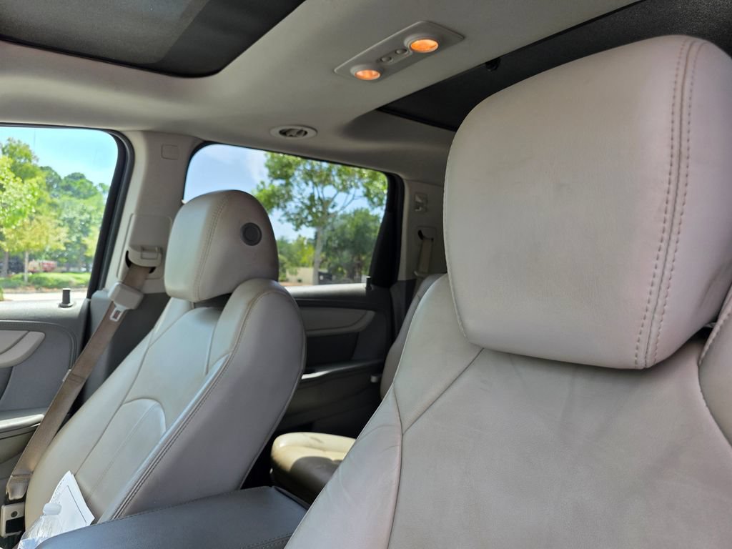 Used 2015 Chevrolet Traverse LT AWD/4WD image 13