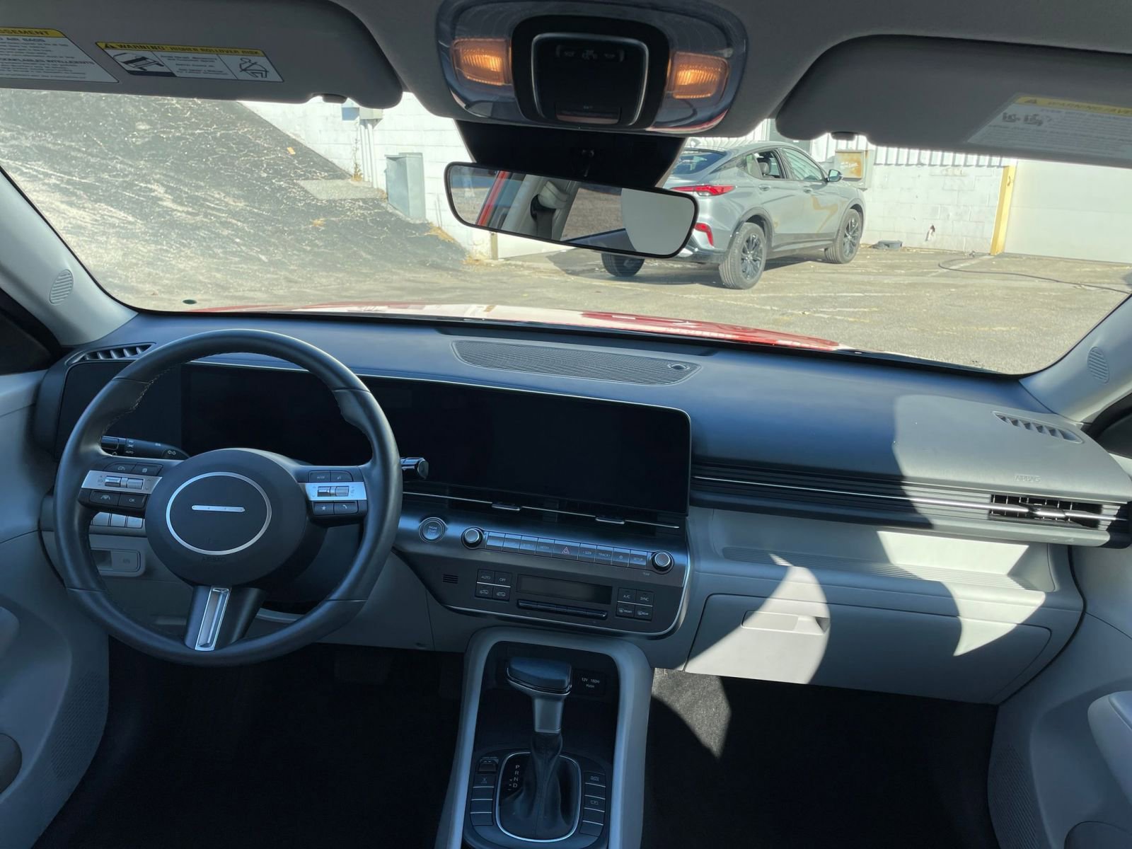 Used 2025 Hyundai Kona SEL image 33