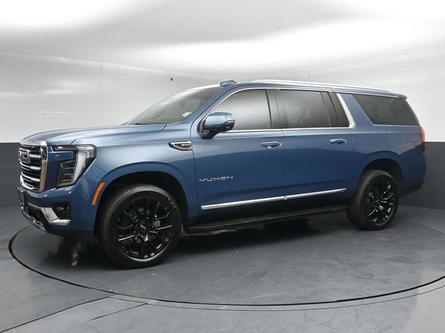 Used 2026 GMC Yukon XL Elevation w/ Elevation Premium Package AWD/4WD image 3