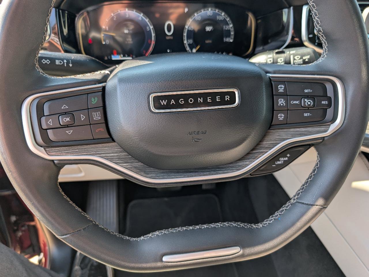 Used 2022 Jeep Wagoneer Series II AWD/4WD image 19