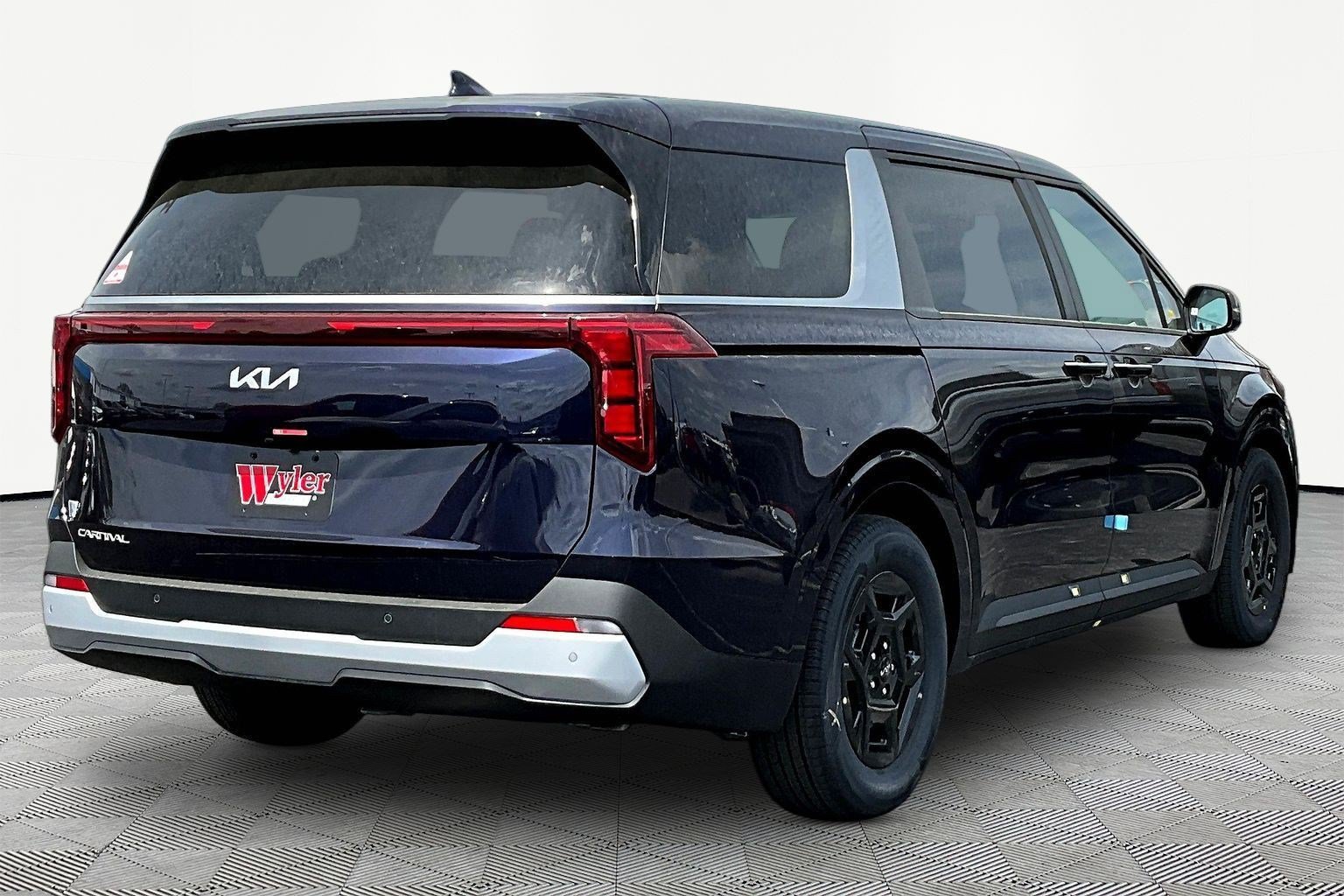 New 2026 Kia Carnival LX FWD image 7