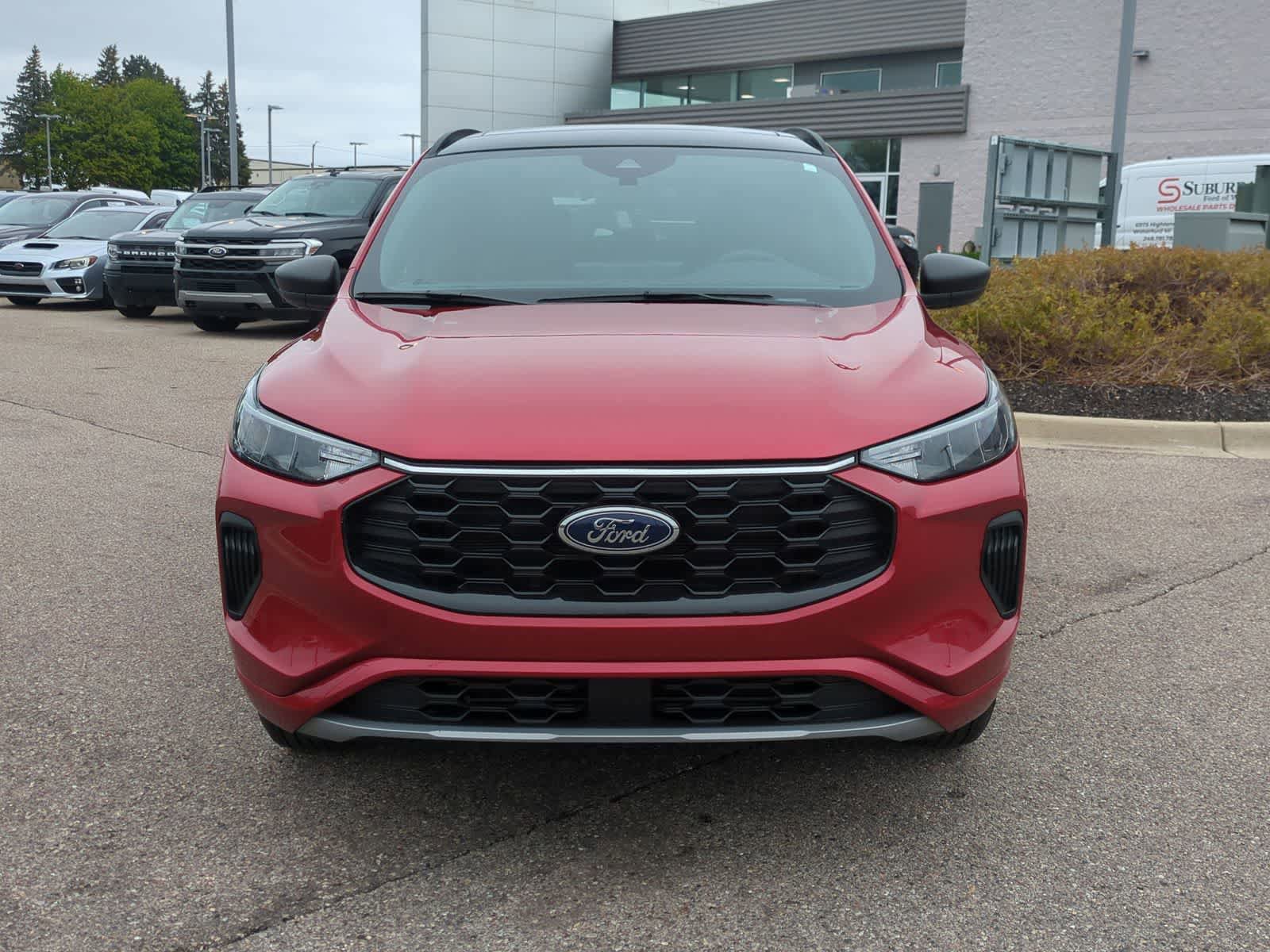Used 2024 Ford Escape ST-Line w/ Tech Pack #1 AWD/4WD image 3