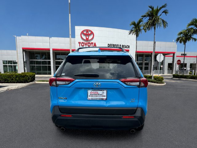 Certified 2019 Toyota RAV4 LE AWD/4WD image 6