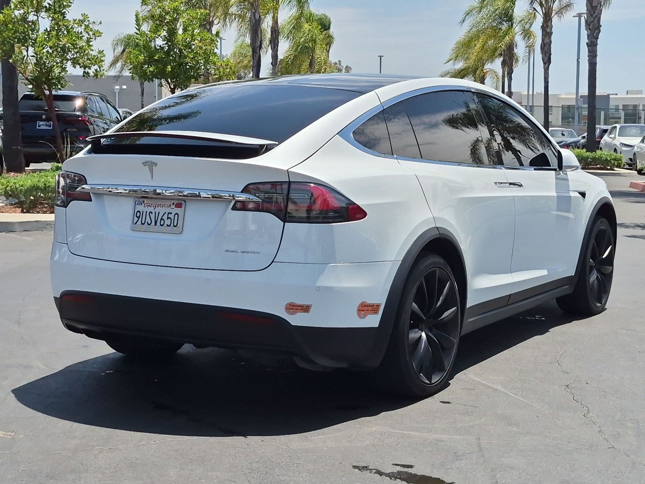 Used 2020 Tesla Model X Long Range AWD/4WD image 10