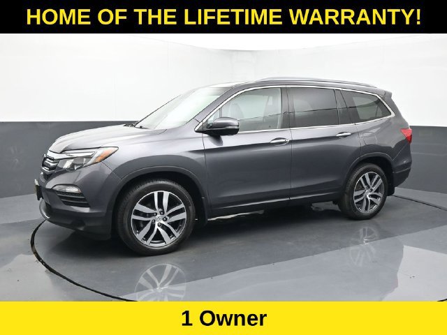 Used 2017 Honda Pilot Touring image 2
