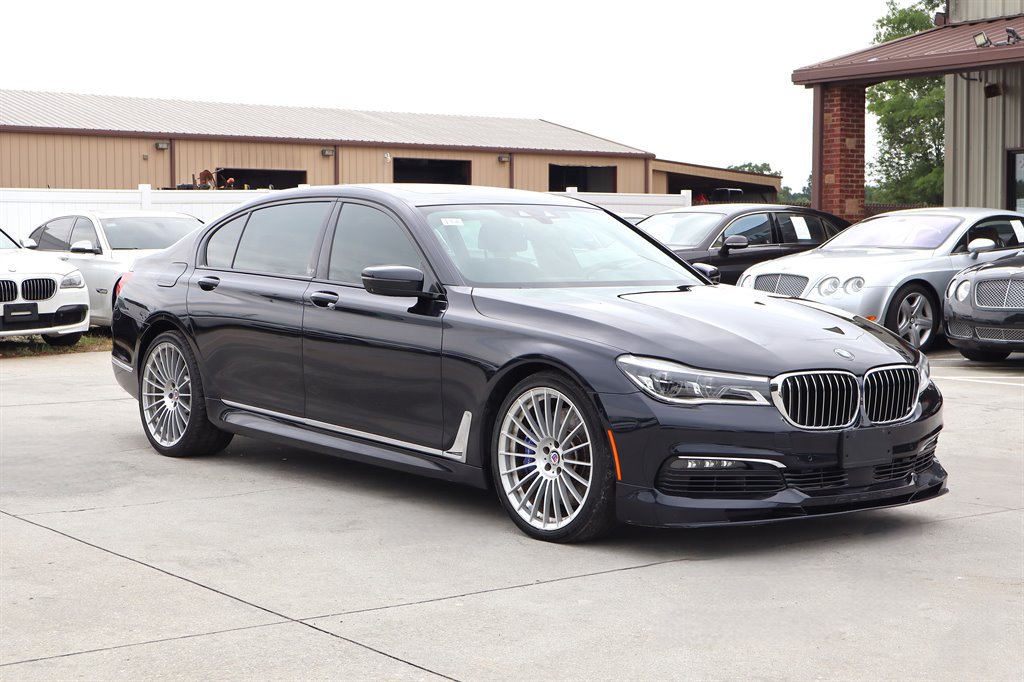 Used 2018 BMW 750i xDrive AWD/4WD image 9