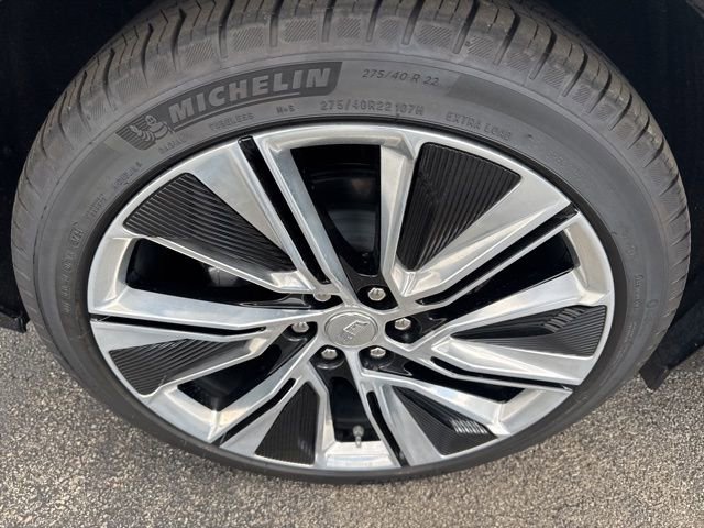 Used 2025 Cadillac Lyriq Luxury w/ LPO, Floor Liner Package image 6