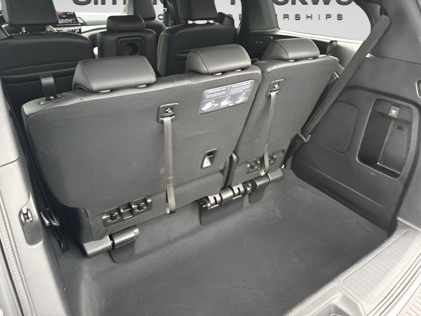 Used 2025 Honda Odyssey Sport-L image 13