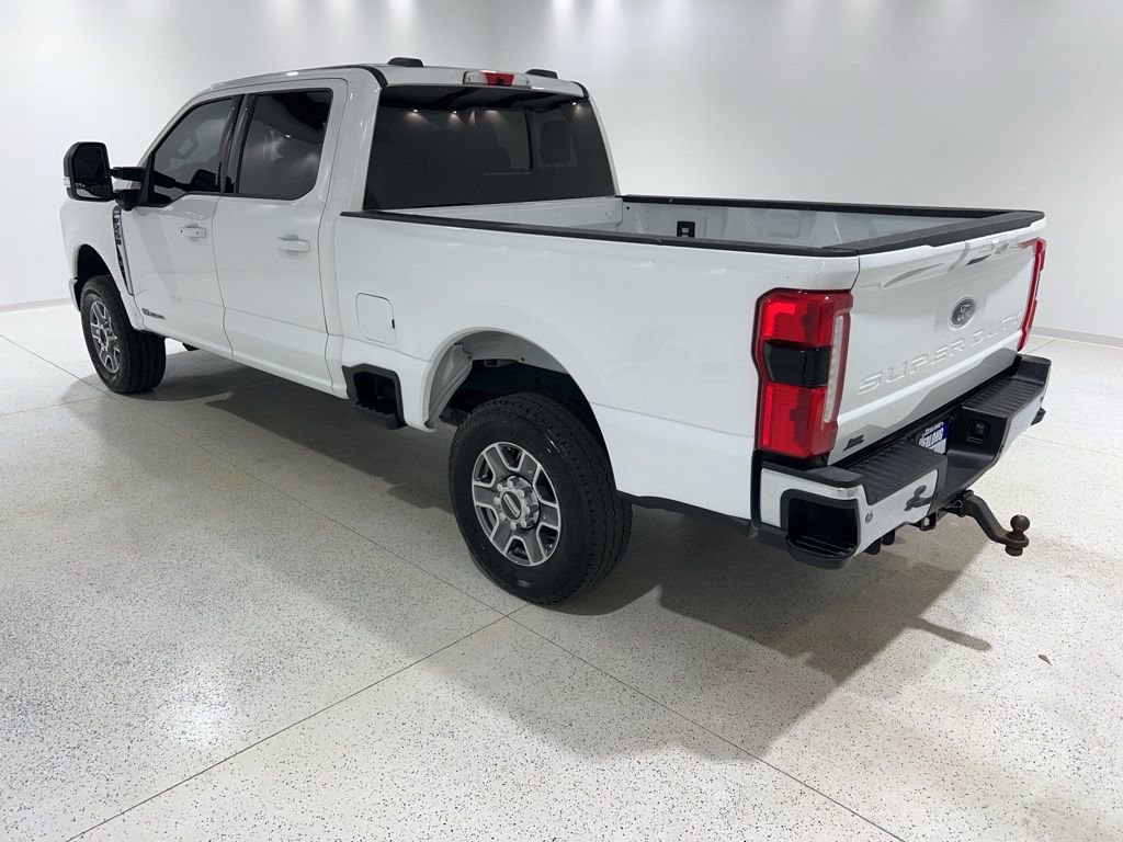 Used 2024 Ford F250 Lariat image 3
