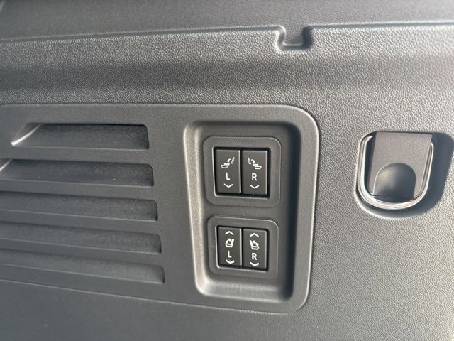 New 2026 Buick Enclave Sport Touring w/ Power Package image 14
