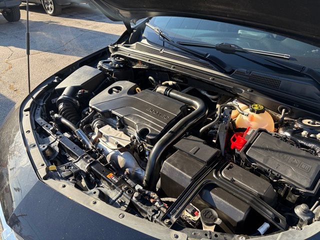 Used 2021 Chevrolet Malibu LT FWD image 10