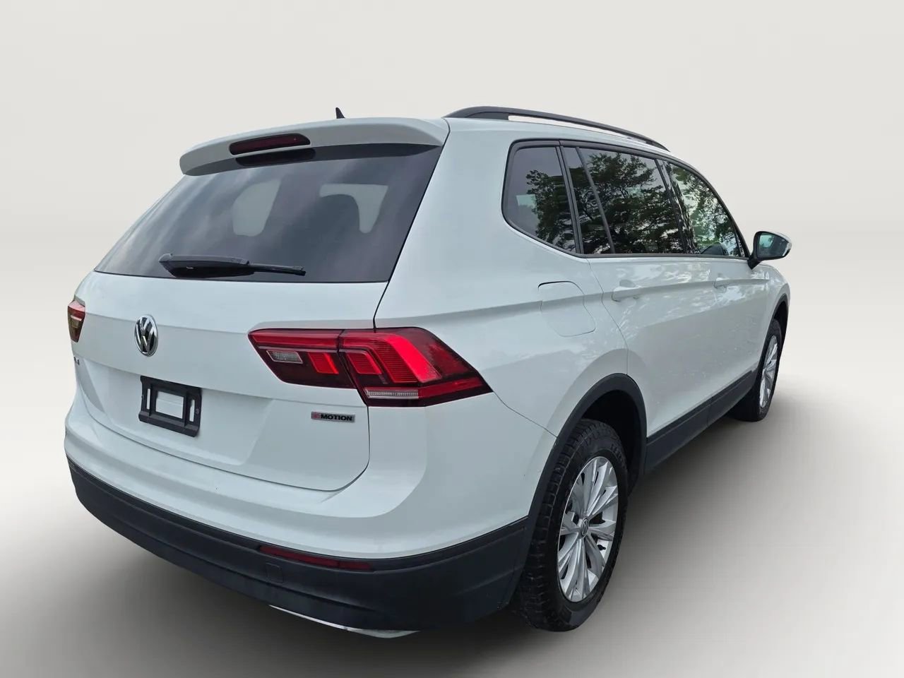 Used 2020 Volkswagen Tiguan S AWD/4WD image 6