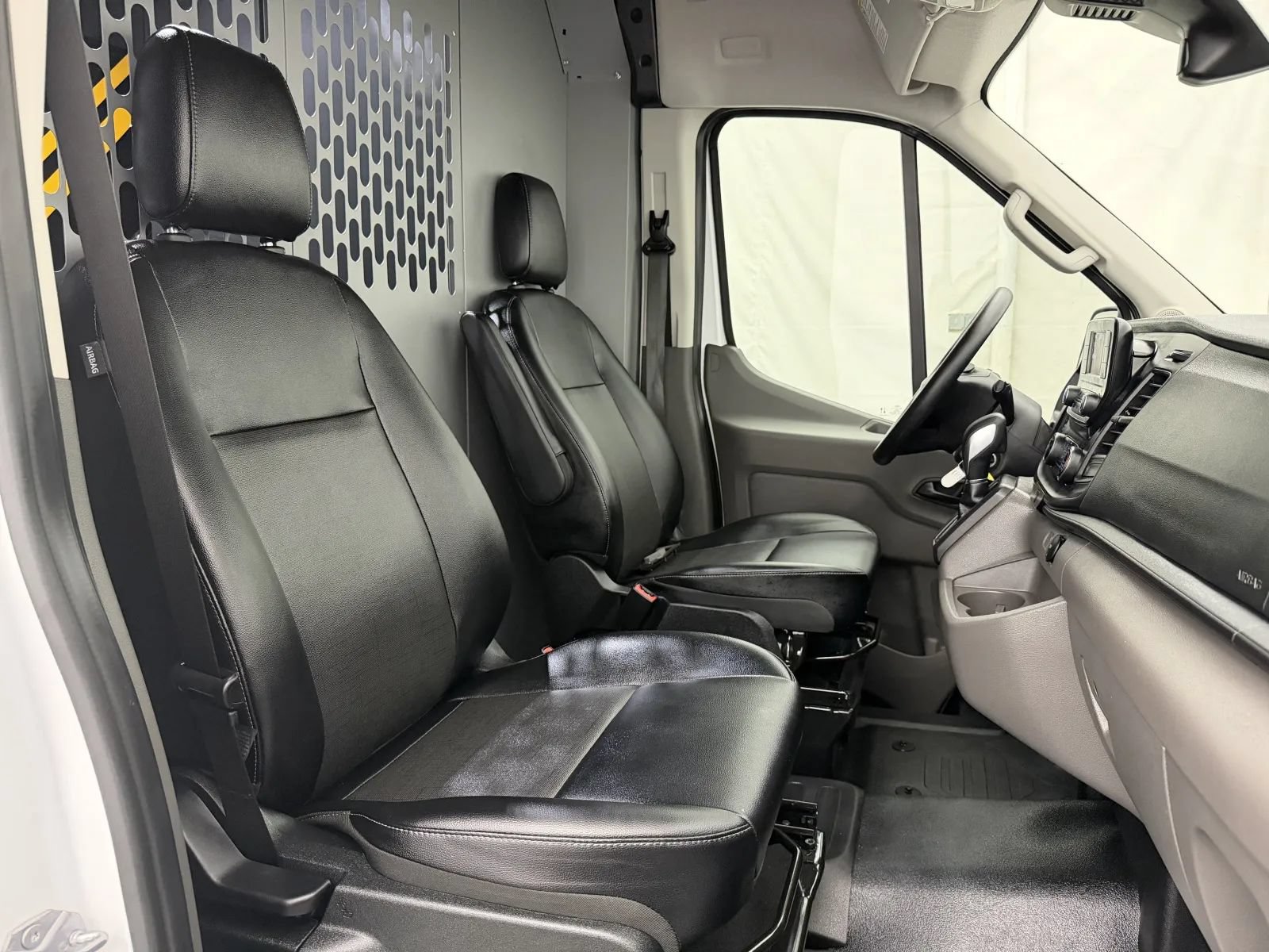 Used 2024 Ford Transit 250 148 High Roof Extended RWD image 26