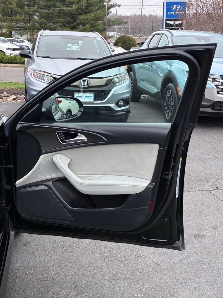 Used 2018 Audi S6 Prestige w/ Prestige Package image 50