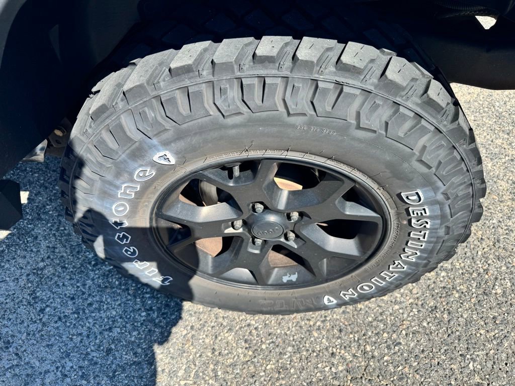 Used 2018 Jeep Wrangler Sport AWD/4WD image 10