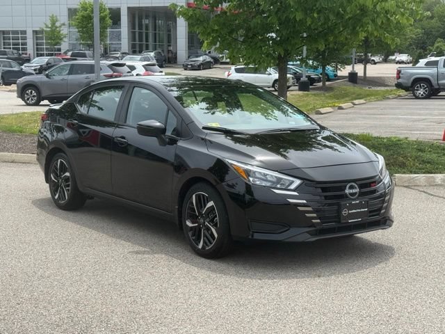 Certified 2025 Nissan Versa SR w/ Trunk Package FWD image 4
