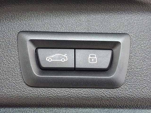 Certified 2024 BMW X5 xDrive40i w/ Premium Package image 35